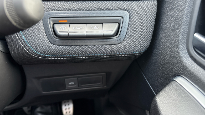 Renault Symbioz 1.6 E-Tech FHEV 145 Techno Esprit Alpine 5dr Auto Hybrid Estate